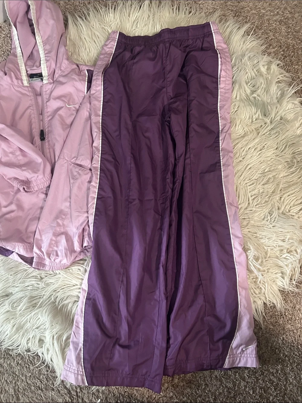 Nike Kids 10/12 girls Purple retro style Windbreaker Jacket and Track Pants Set - Picture 7 of 7